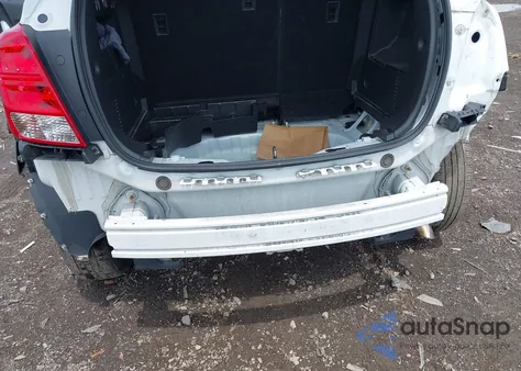 2020 Chevrolet Trax Fwd Ls z USA, uszkodzony, nr VIN KL7CJKSB1LB322558